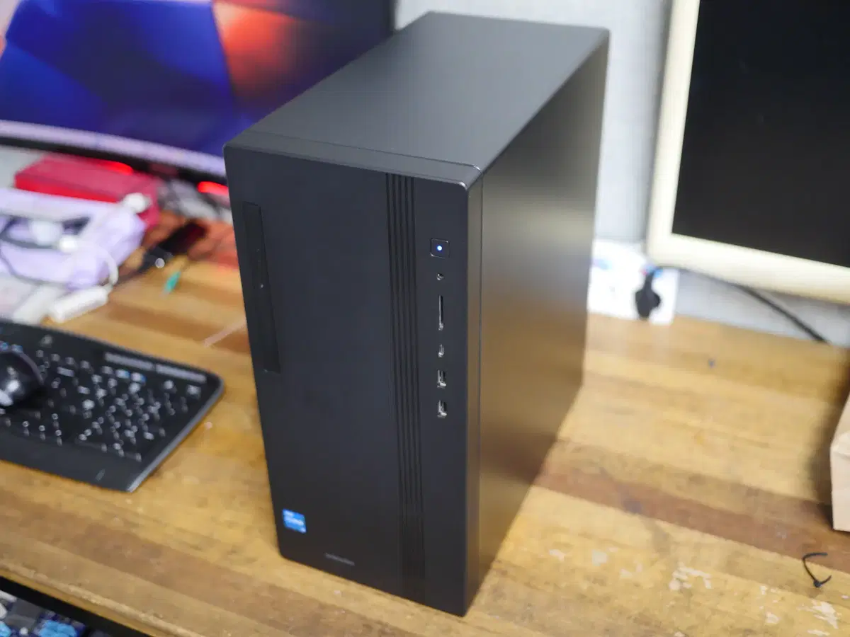 삼성 컴퓨터 i3-14100 16GB램 SSD256GB DM501TGA 데스크탑 본체