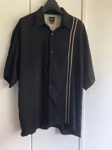 Neiman Marcus 실크 반팔 셔츠 블랙 XL