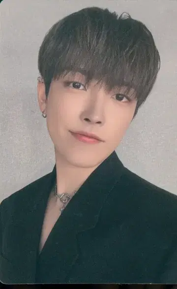 ATEEZ RED VER. HONGJOONG GOLDEN HOUR : Part.3 In Your Fantasy Edition