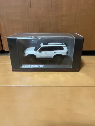 교쇼 오리지널 1/43 도요타 랜드크루저 250 화이트 미니카