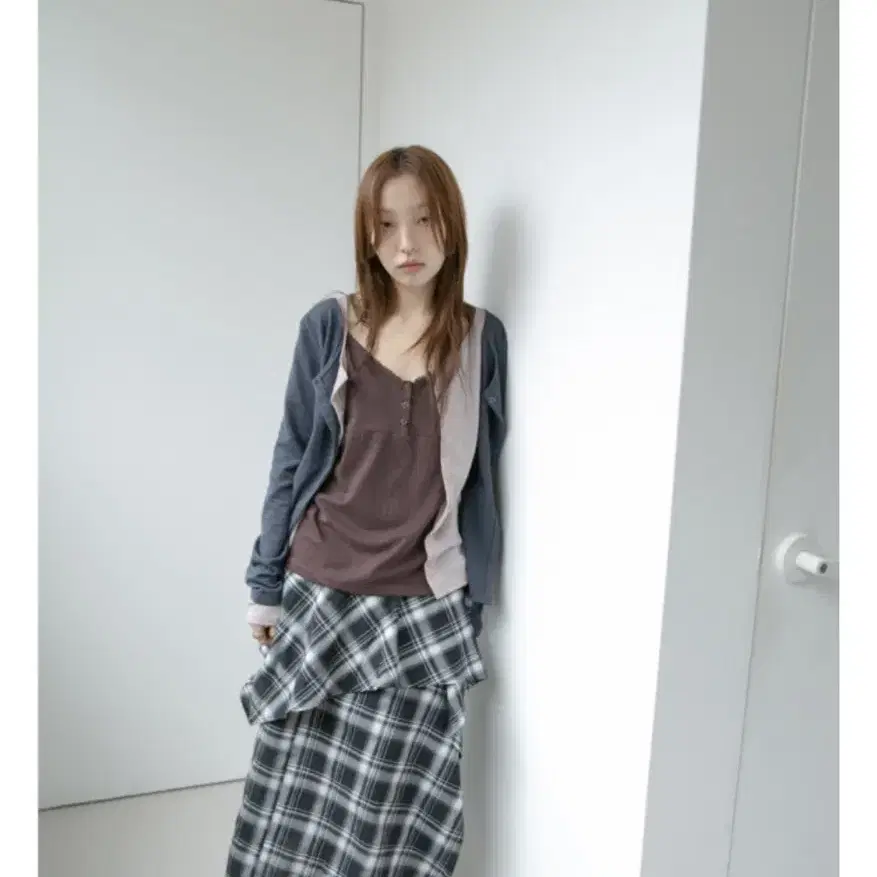 오무수히 레이어드 가디건 차콜