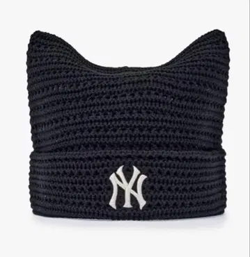75. 새상품 MLB Korea 고양이 귀 크로셰 니트 모자 블랙 카리나 착용