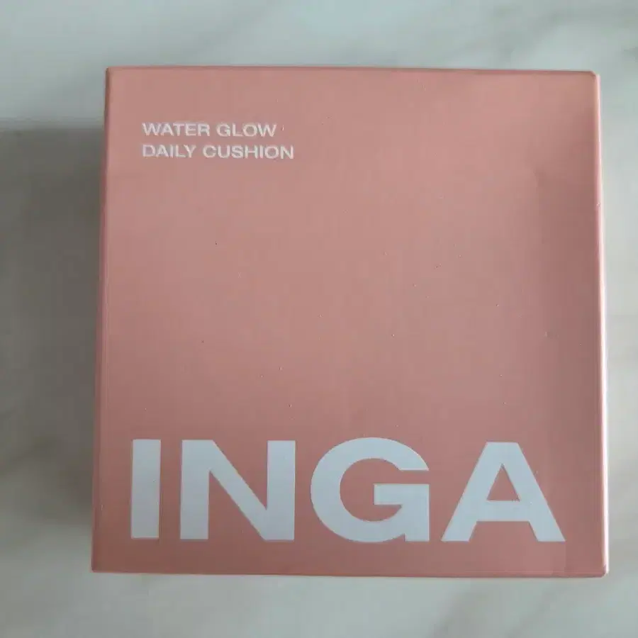 잉가 워터 글로우 데일리 쿠션 13N