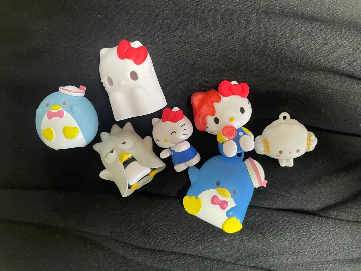 산리오 가챠 피규어 일괄 팔아요!