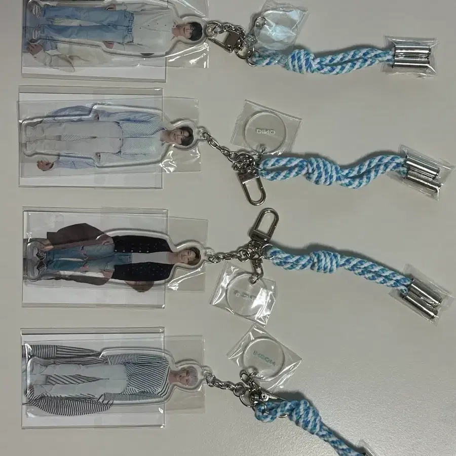 (미개봉) 세븐틴 캐럿랜드 키링 판매