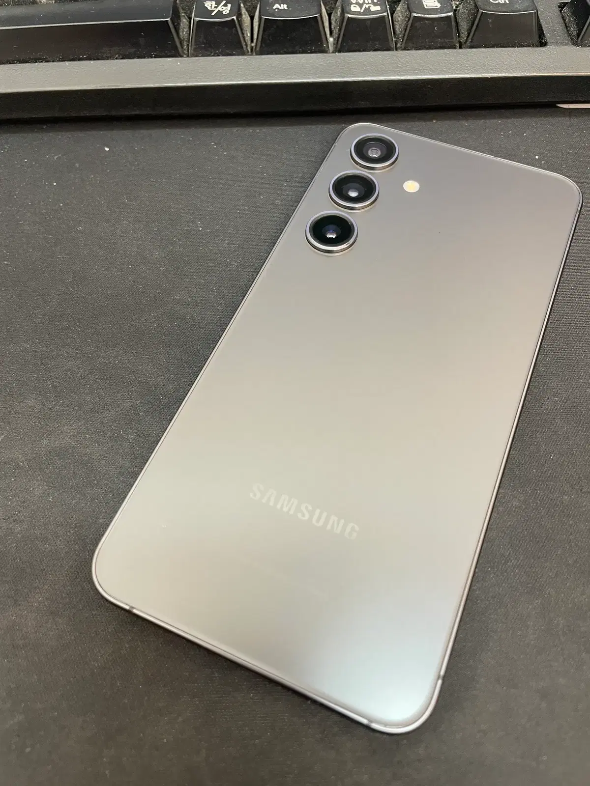 갤럭시S24 블랙 256GB 무잔상 상태좋은 중고47만6천팝니다