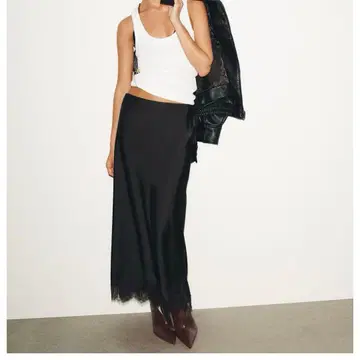 ZARA 레이스 새틴 미디 기장 스커트 XS