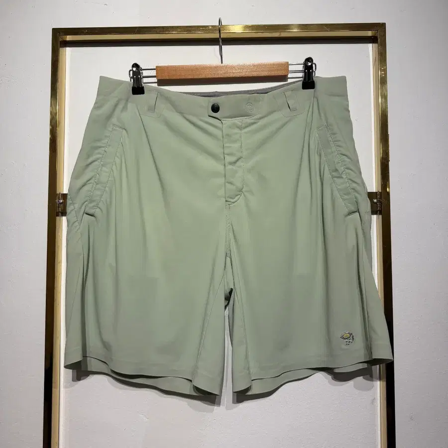 Mountain Hardwear 아웃도어 기능성 반바지 L