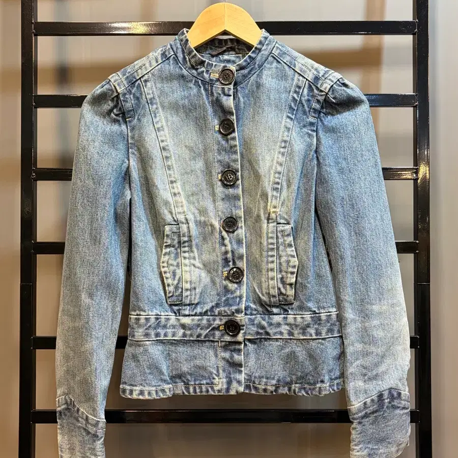 [4/S] 마크제이콥스 MARC JACOBS 페플럼 워싱 데님 자켓 노카라 청자켓 6.9