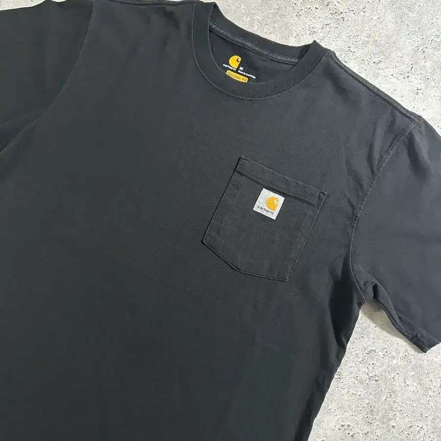 Carhartt 블랙 K87 포켓 반팔 티셔츠/098