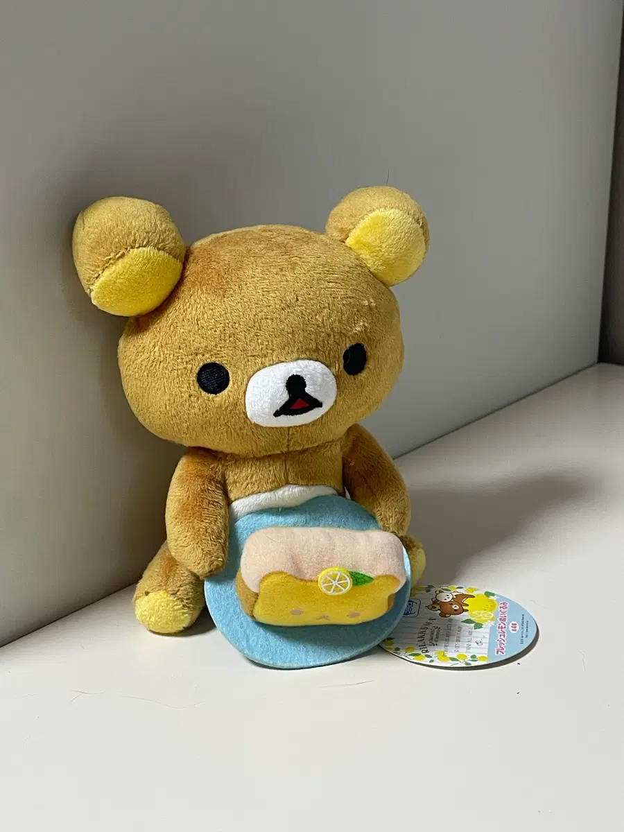 레몬 리락쿠마 인형