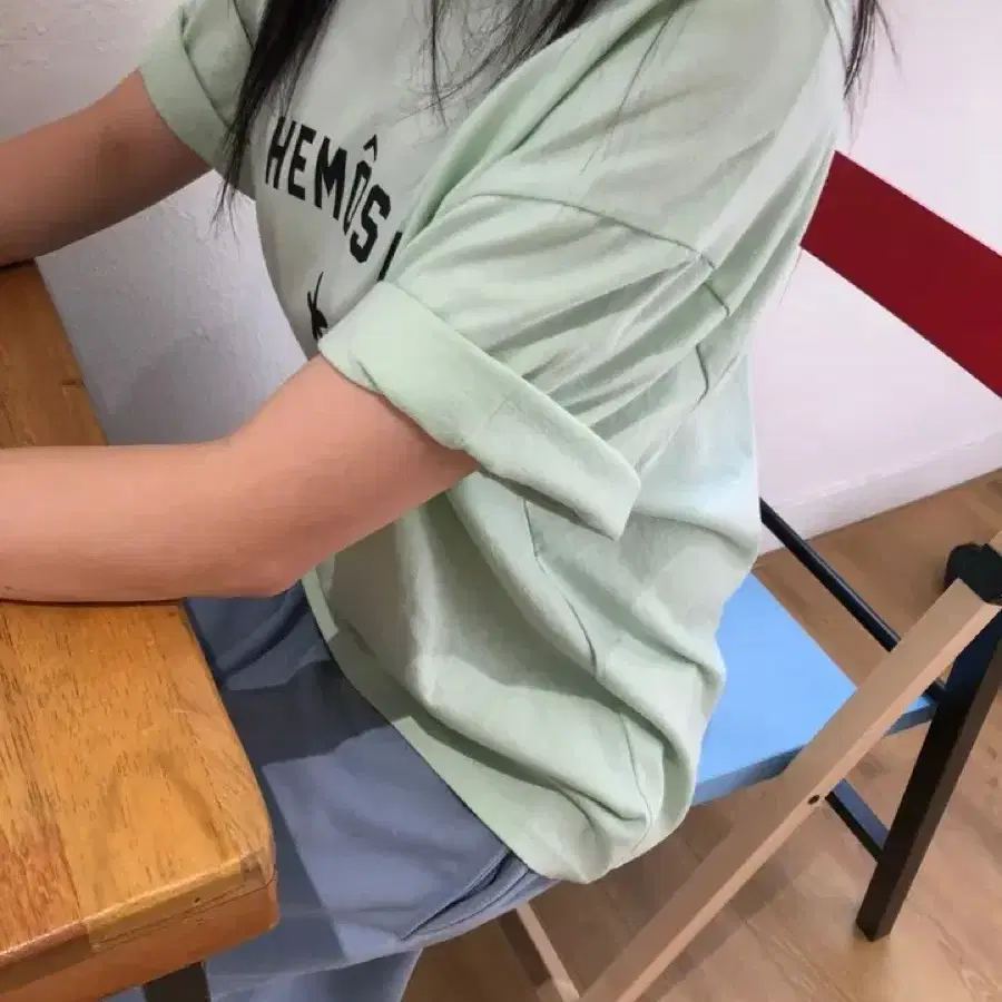 에이블리 샵시오트 헤모사 반팔 티셔츠