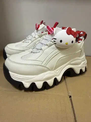 핑거프리 슈즈 키티