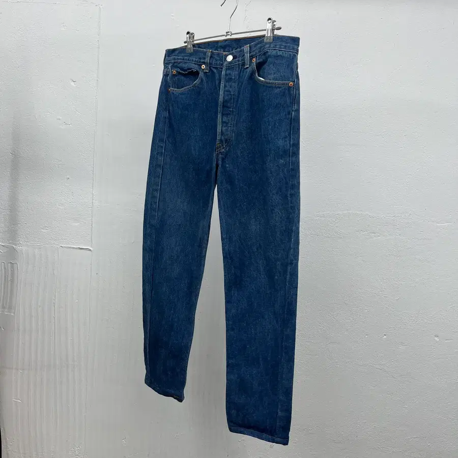 [31.5] 90s USA MADE LEIVS 501 DENIM