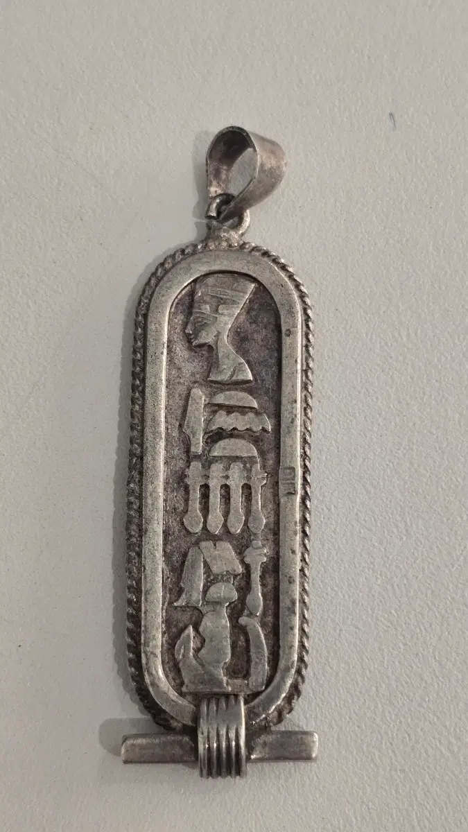 이집트 상형 문자 은925% 펜던트. 길이3.5cm