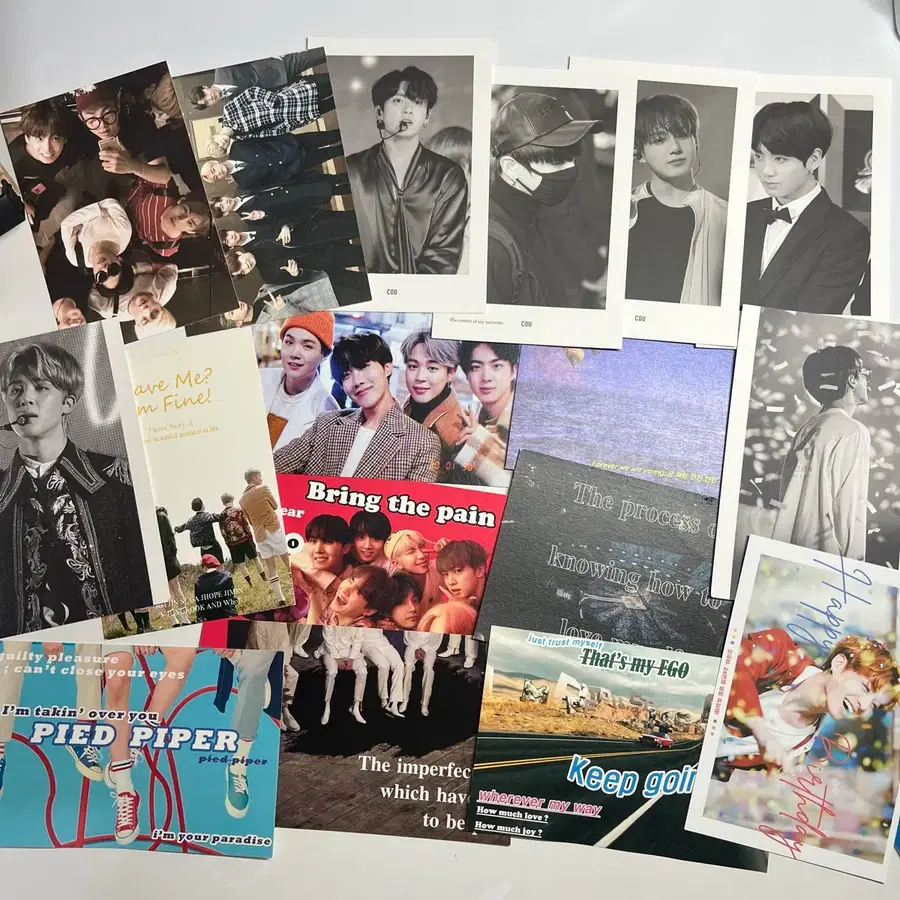 방탄 엽서 일괄(총 2페이지) 양도해요