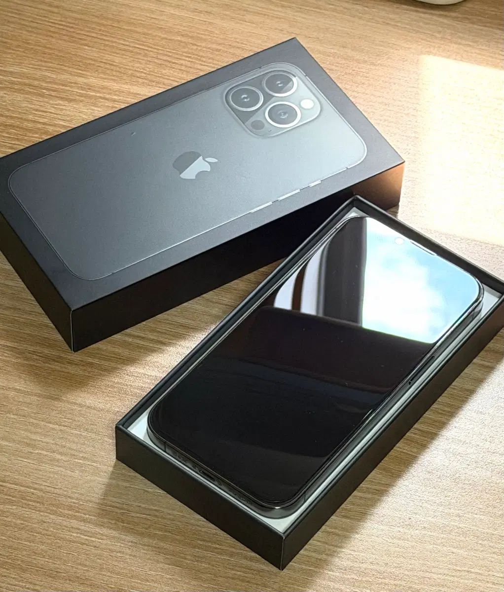 아이폰 13 Pro 256gb (케이스티파이케이스 포함)