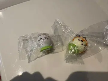 치이카와 (먼작귀) 방문자 혜택 아크릴 키링 2개 세트 치이카와 시사
