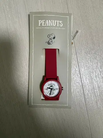 PEANUTS 스누피 손목시계 미사용 새상품 택 포함 쿼츠 레드