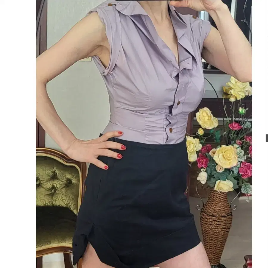 비비안웨스트우드 네이비 언밸런스 스컷 국내택