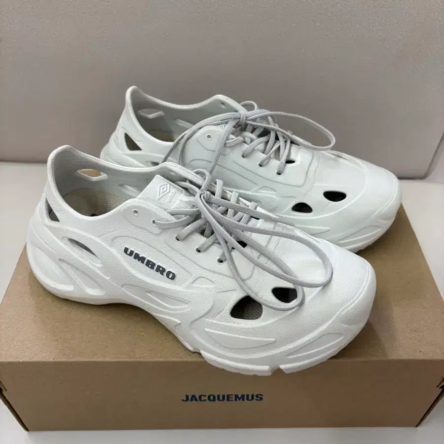 UMBRO 엄브로 여름 운동화 샌들 아쿠아슈즈 230