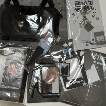 ATEEZ 우영 굿즈 묶음 판매