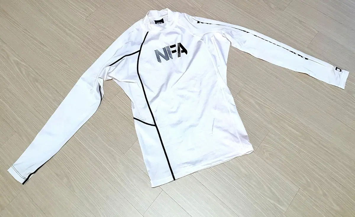 폭스.NFA 레쉬가드 헬스 워터파크 물놀이(새제품)