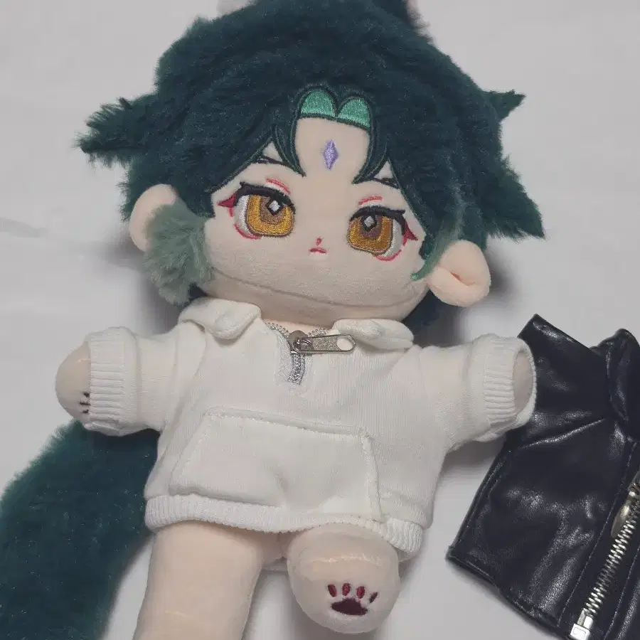 [옷 포함] 원신 소 xiao 고양이 뼈깅 20cm 인형 판매
