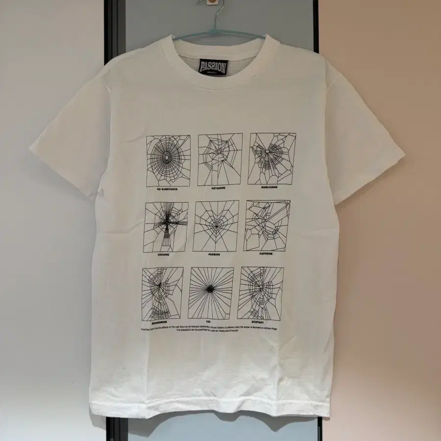 PASSION SPIDER STUDY T-SHIRT (S)
