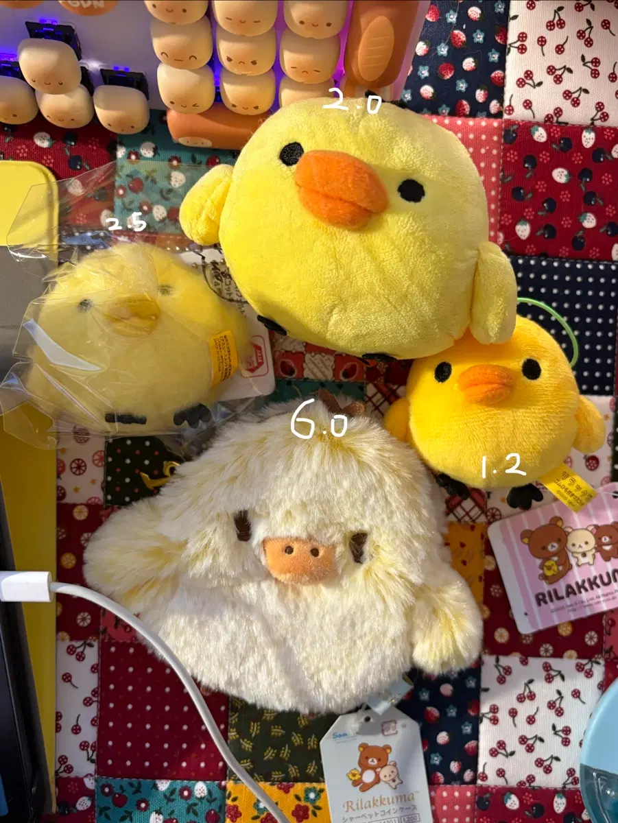키이로이토리 키링, 인형, 파우치