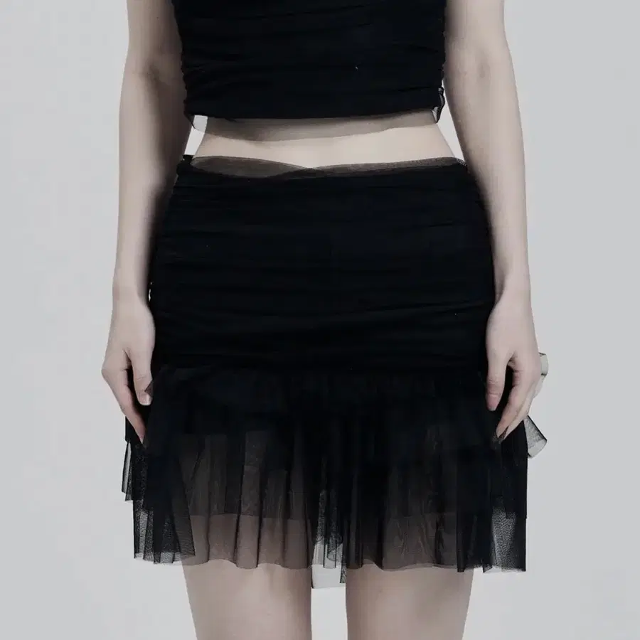 일리오 블랙 레이스 쇼츠