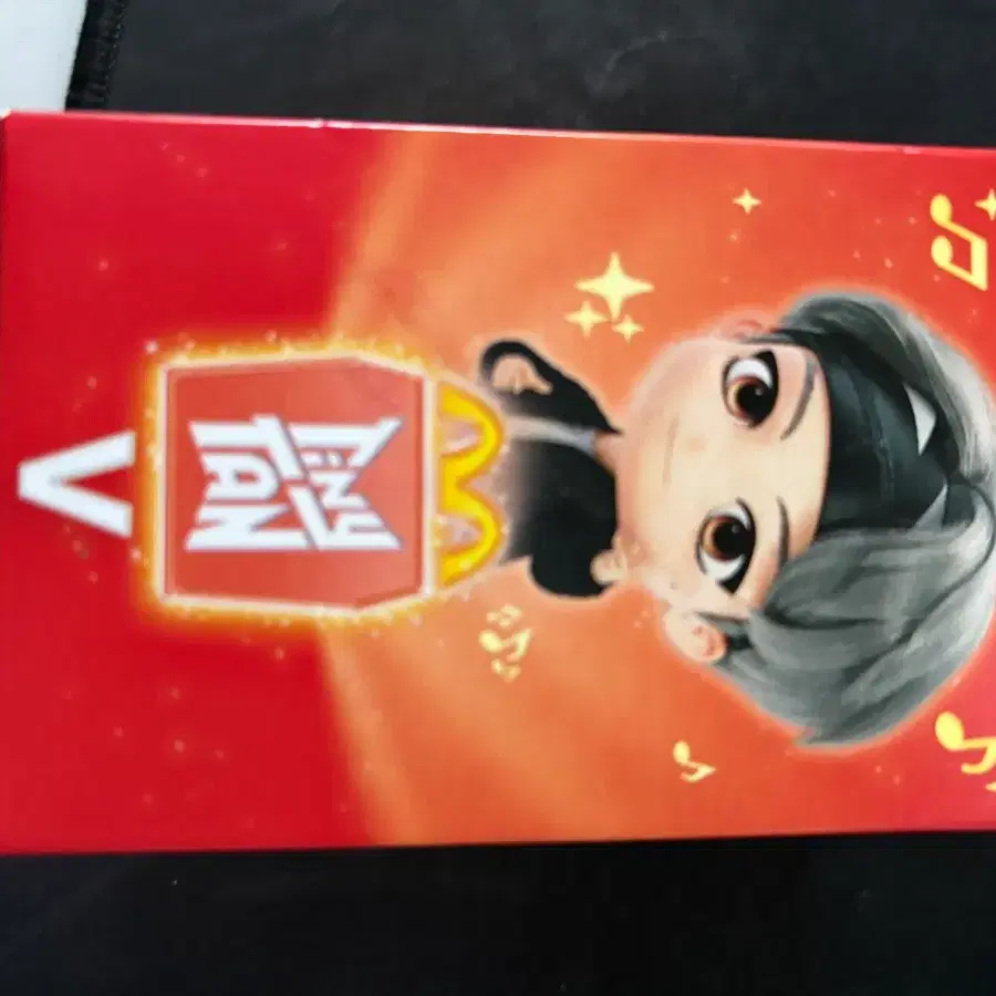 맥도날드 해피밀 BTS 뷔