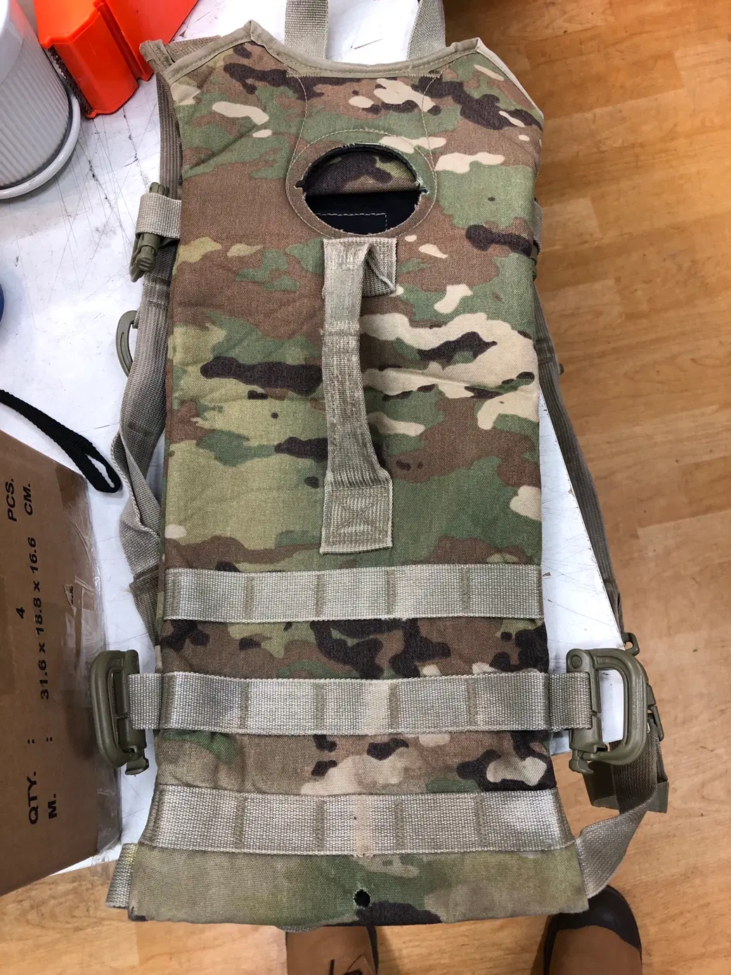 물백.미군 오리지널 MOLLE II 멀티캠 하이드레이션 카멜백 백팩 (캐리어 단품)
