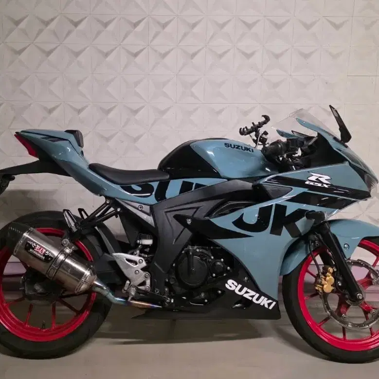 스즈키 gsxr125 21년 풀튜닝