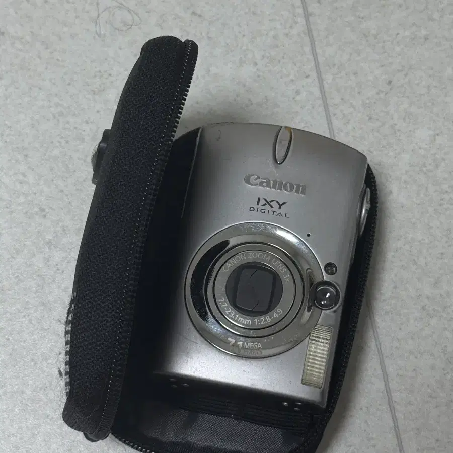 캐논 IXY DIGITAL 카메라 실버 + 케이스 포함 익서스 700/익시600