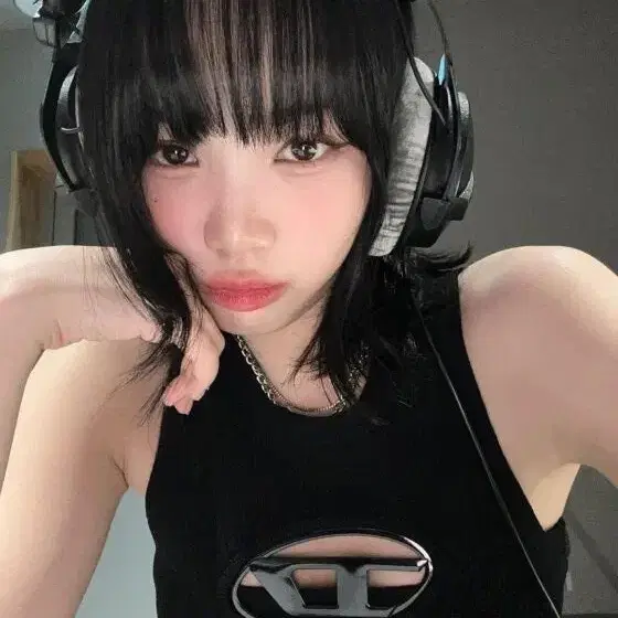 디젤 탱크탑(슬리브리스)