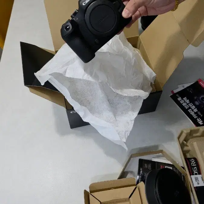캐논 EOS R6 Mark3 카메라 신동급