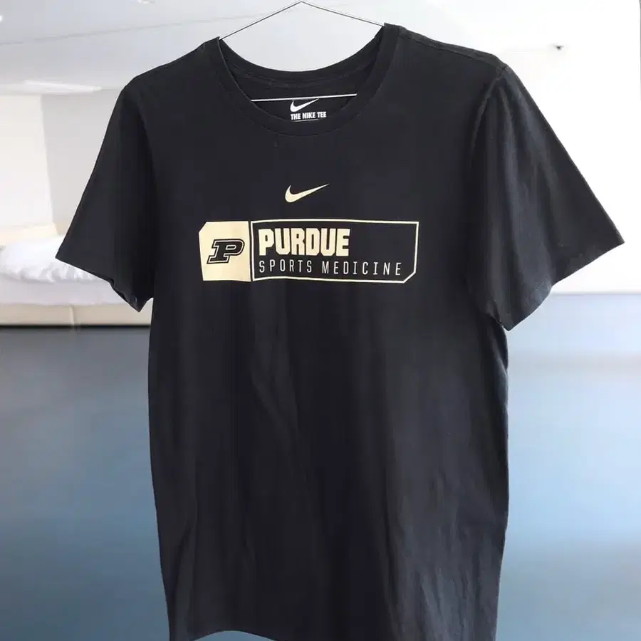 NIKE T