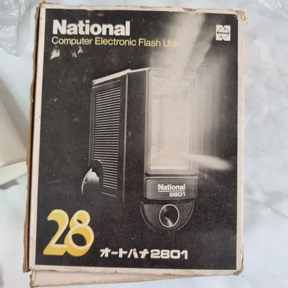 National Autopana PE-2801 카메라 플래시입니다.사진에서 확인 가능해요. 카메라 플래시를 찾으시는 분들께 좋은 선택이 될 거예요
