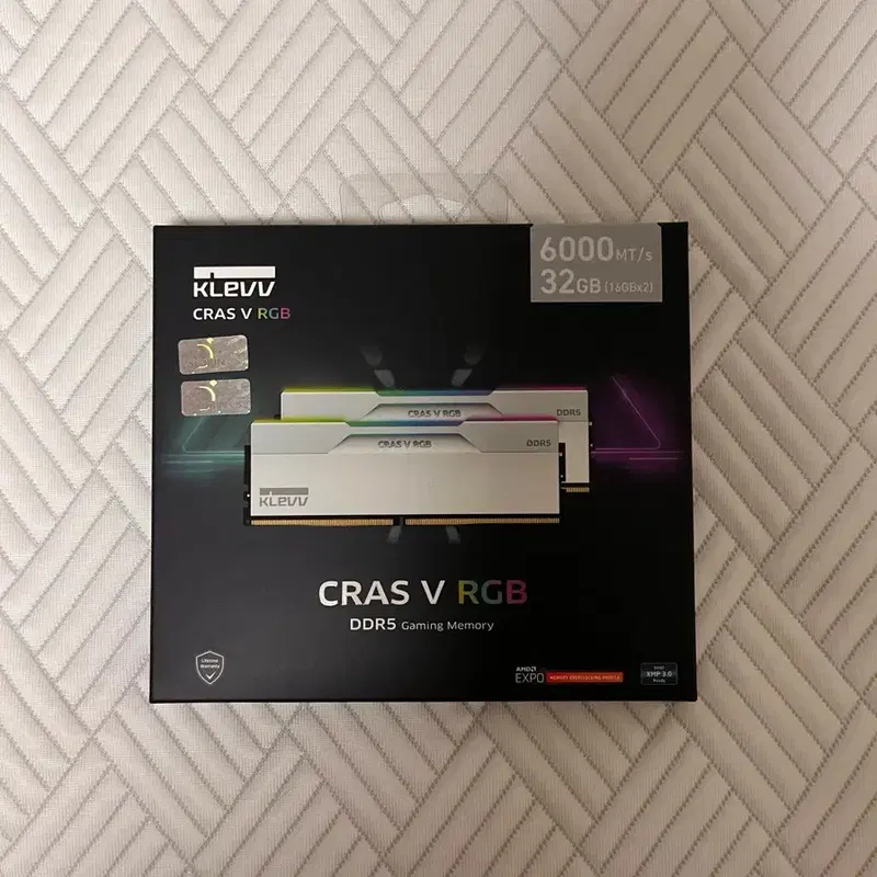 ESSENCORE KLEVV DDR5-6000 CL30 CRAS V RGB WHITE 32GB