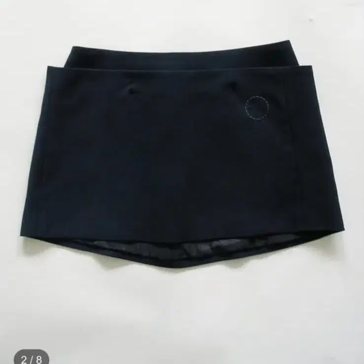 eonts Capri Mini Skirt - Deep Navy 에옹쓰 미니스커트