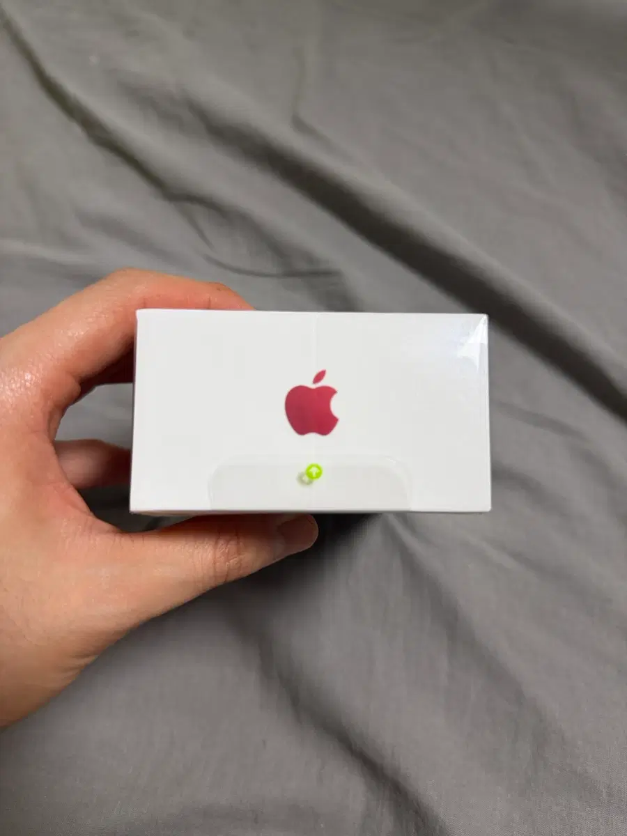 미개봉 아이폰se2 256GB