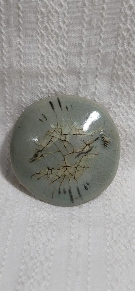 고려청자 쌍학문단추(흑백상감도자기)