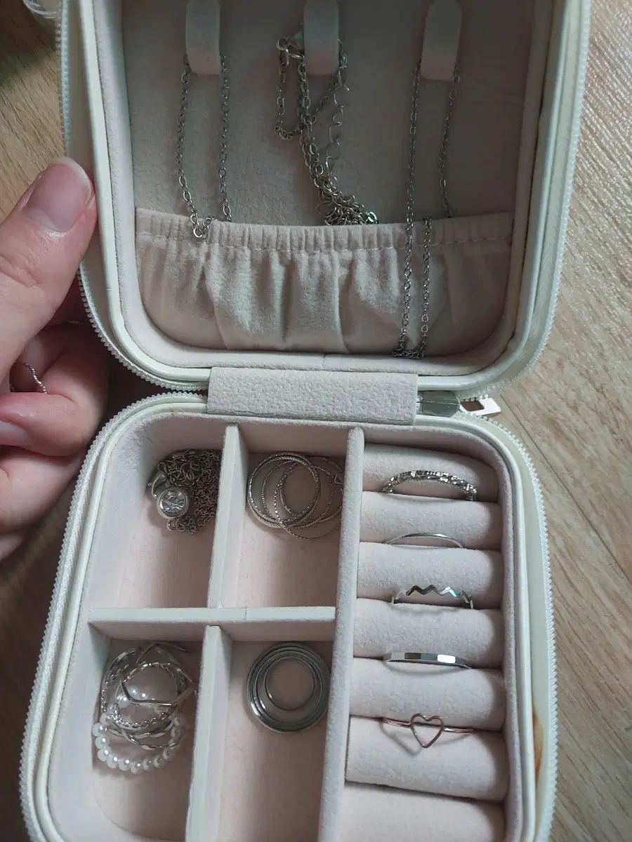 반지랑 목걸이