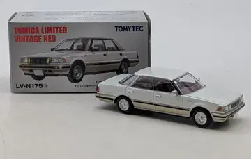토미텍 TOMICA LIMITED VINTAGE NEO 도요타 크라운 하드탑 슈퍼차저 로얄 살룬 (85년식)(펄/금) LV-N175b
