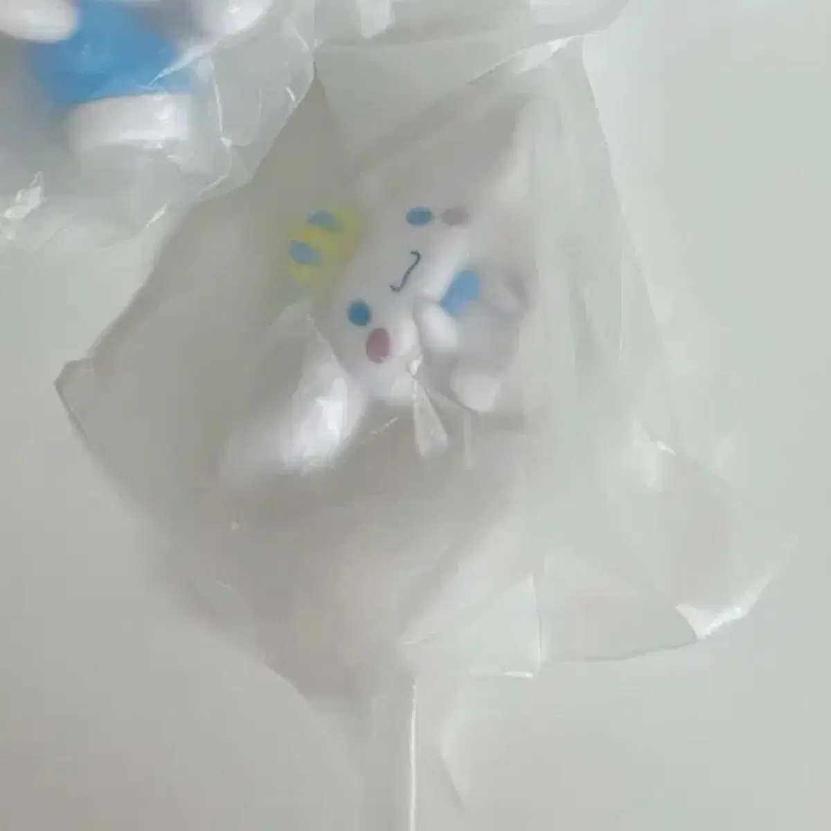 미개봉) 시나모롤 가득 콜렉션 가챠 헬로키티 시나모롤 포챠코