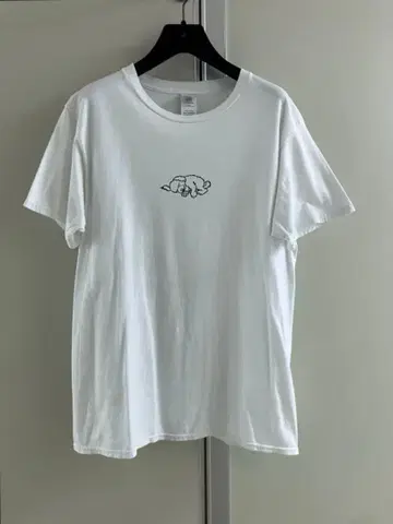 [ FRAGMENT design ] SLUMBERS DOG 티셔츠