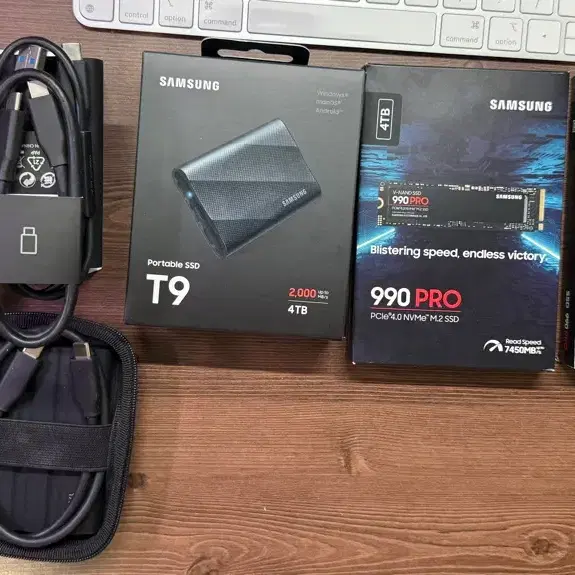 삼성 T7 쉴드 4TB(3개) / T9 4TB(1개) / 990 Pro 4TB(2개)