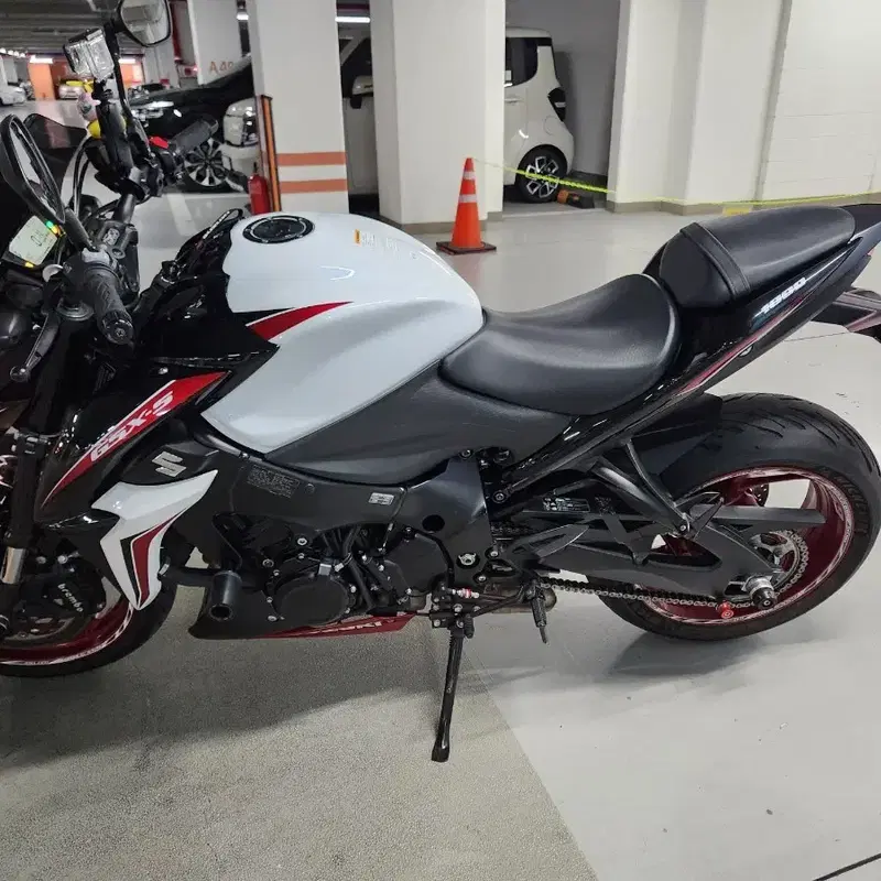 스즈키gsx-s1000
