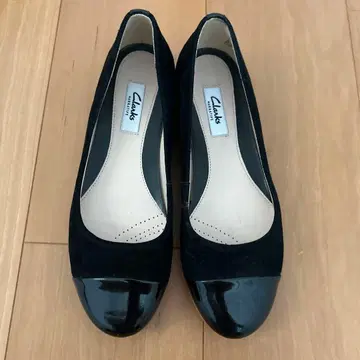 Clarks NARRATIVE 플랫슈즈 펌프스 블랙